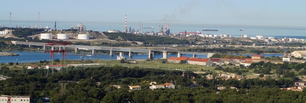 Le second volet de l'étude SCENARII, qui évalue les risques sanitaires sur la zone Fos-étang de Berre, fera l'objet d'une présentation publique le 12 février. Photo&nbsp;: AtmoSud